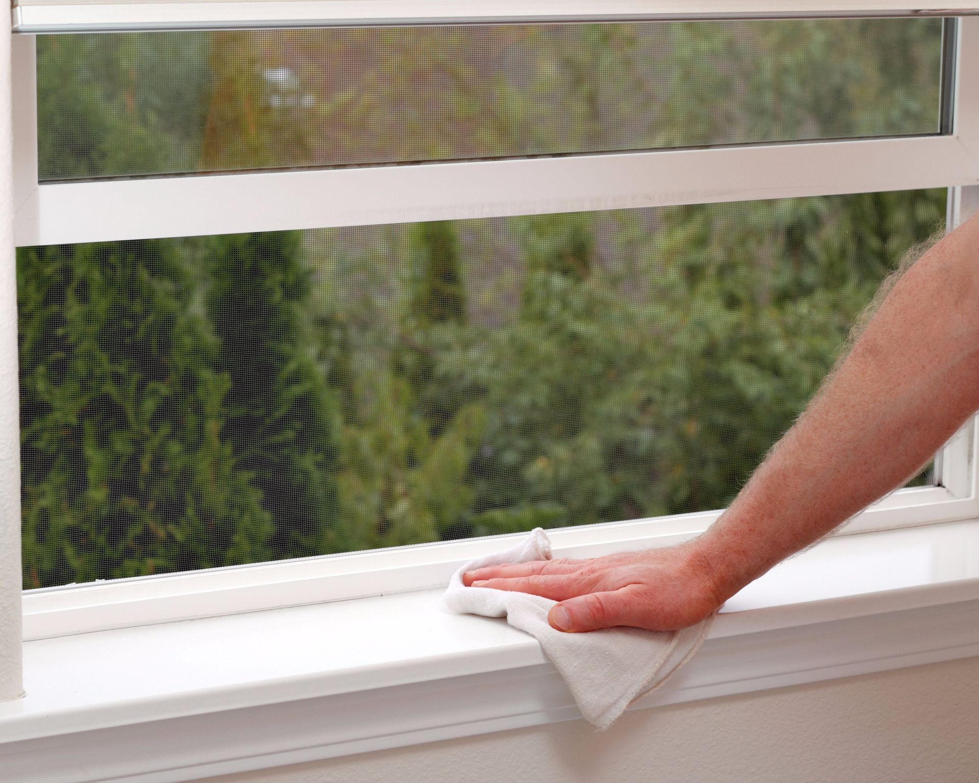 Window; Sill; Clean